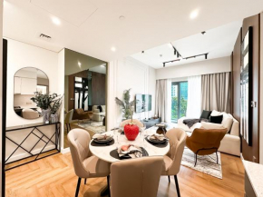Downtown Dubai Elegance - Stylish Urban Retreat